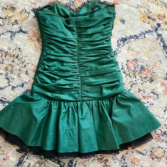 chinese dress ladies BEAUTIFUL BETSEY JOHNSON EVENING GRAND SWEEP SILK CHIFFON PARTY DRESS   Vintage Clothing & Fashions